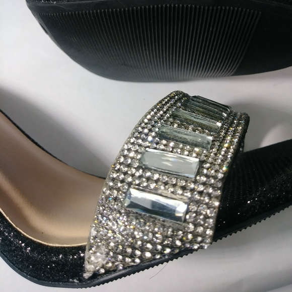 ankle strap heels - Picture 10 of 16